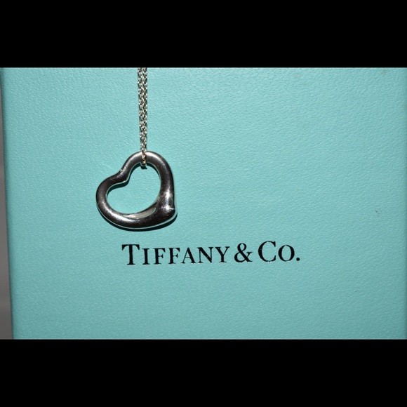 Tiffany & Co Elsa Peretti open heart Necklace - Picture 2 of 8